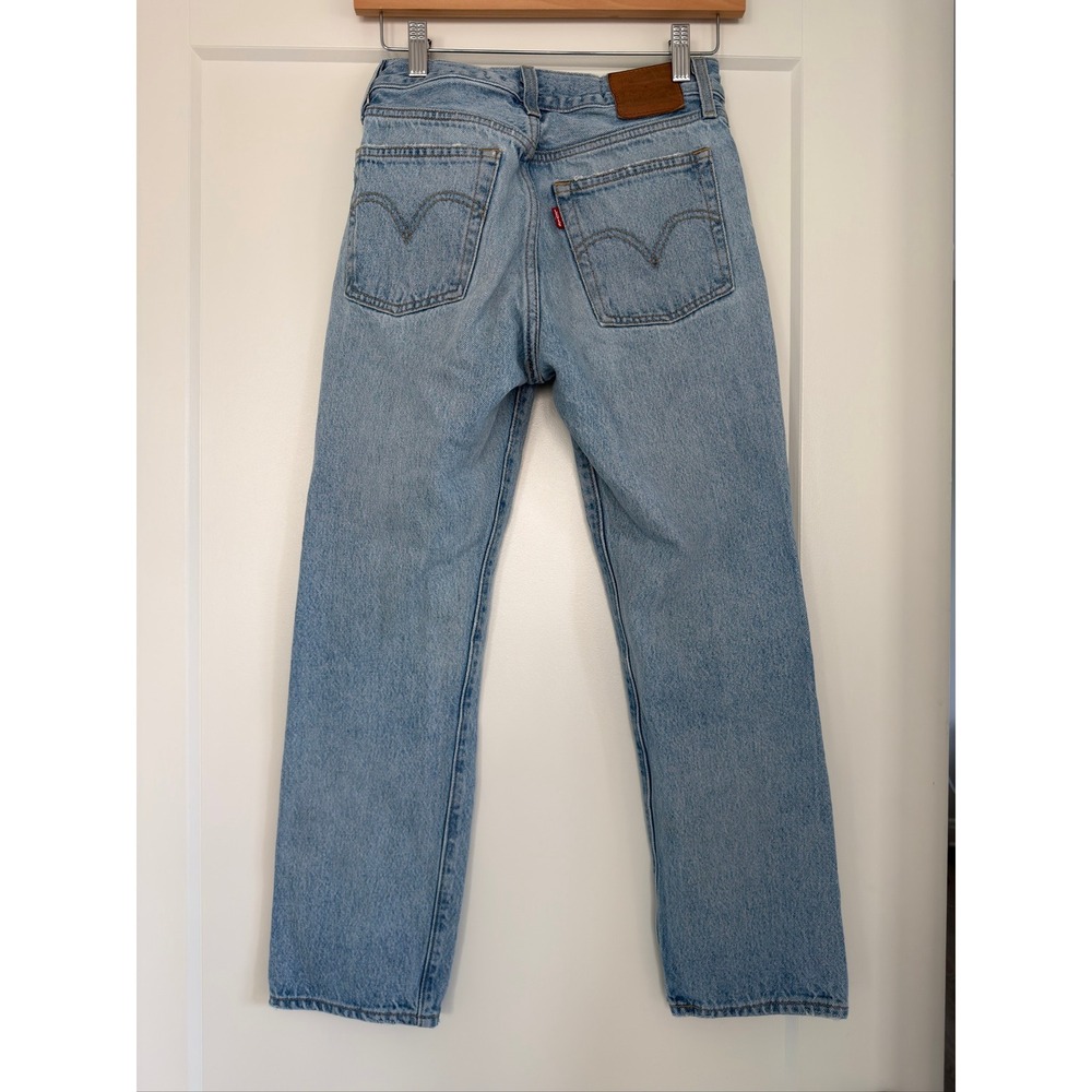 Levis Premium Wedgie Straight Jeans Light Wash High Rise Button Fly Size 25 1655